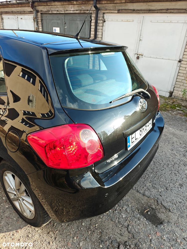 Toyota Auris 2.0 D-4D Prestige - 30