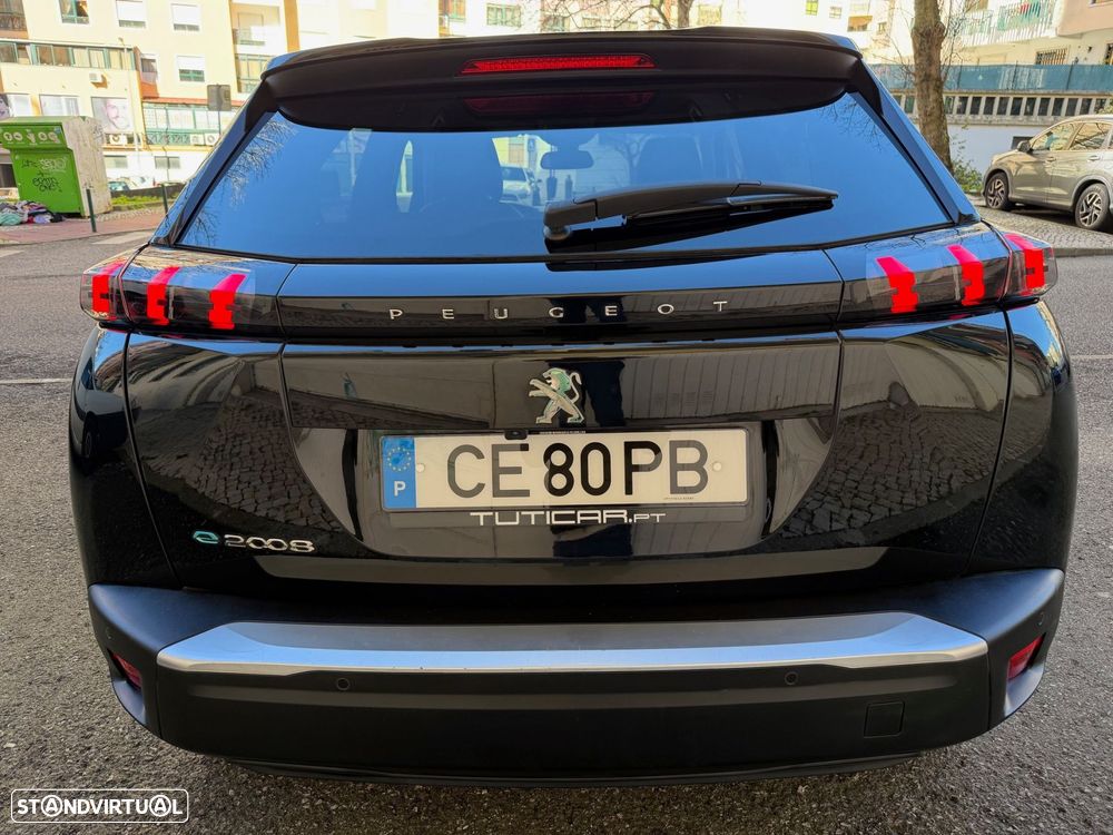 Peugeot e-2008 50 kWh Allure - 6