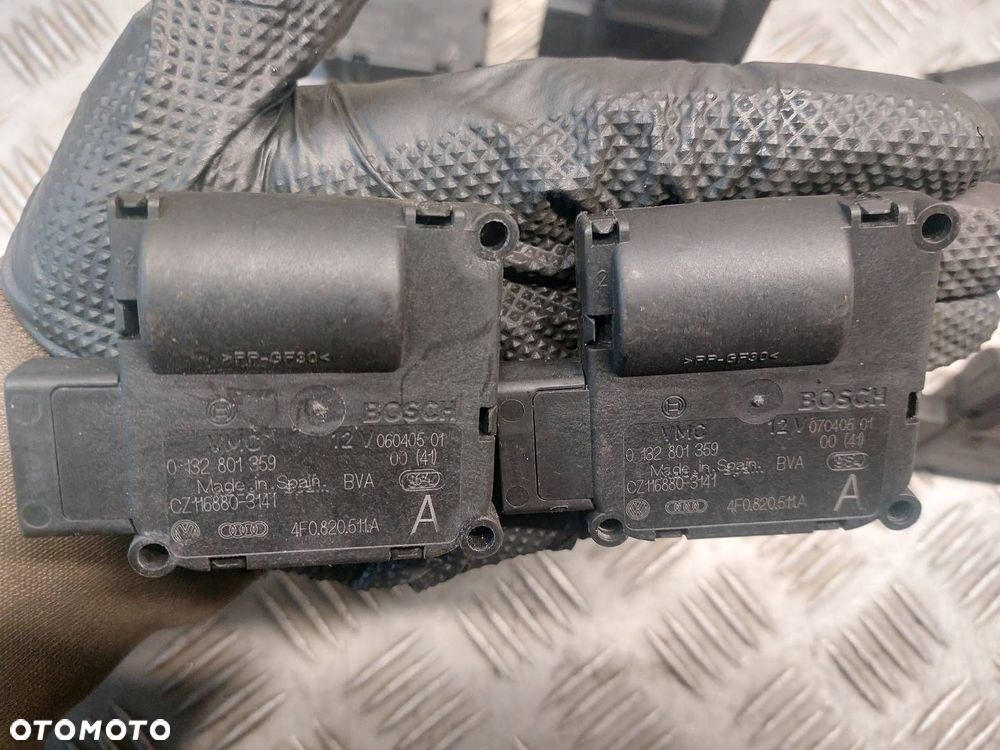 SILNICZKI NAGRZEWNICY KOMPLET AUDI A6 C6 4F0820511A 4F0820511B - 2