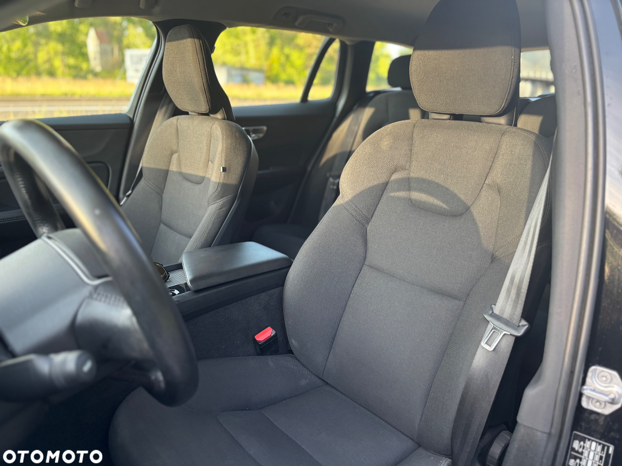 Volvo V60 B3 B Momentum Pro - 17
