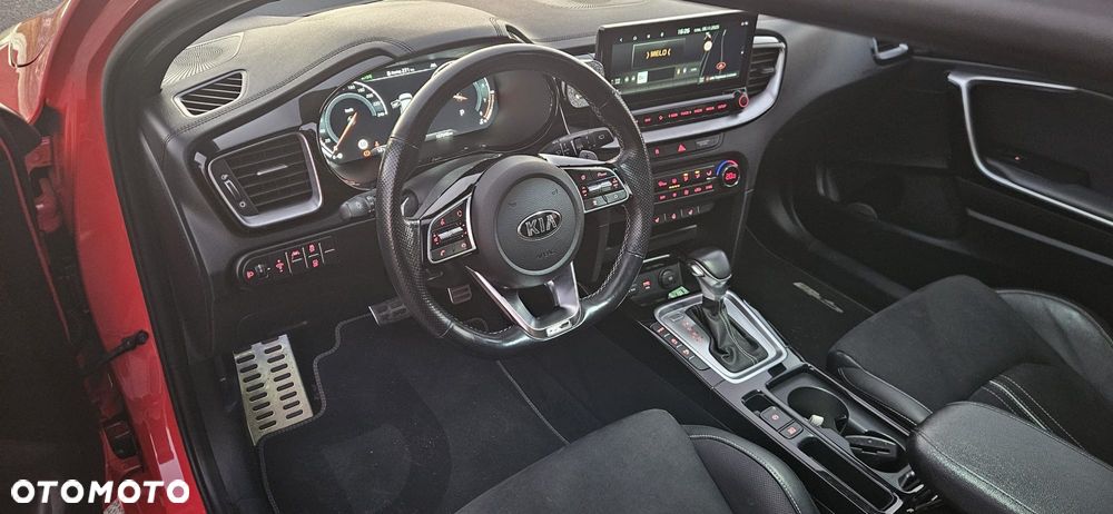 Kia ProCeed 1.4 T-GDI DCT7 OPF GT LINE - 21