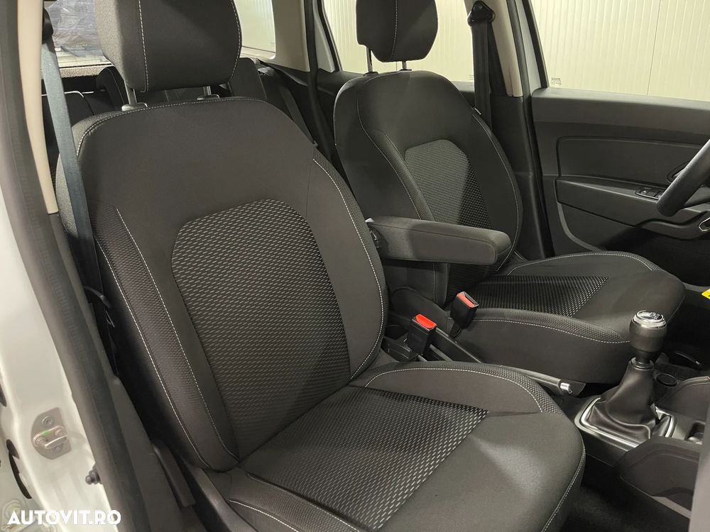 Dacia Duster 1.5 Blue dCi 4WD Comfort - 11