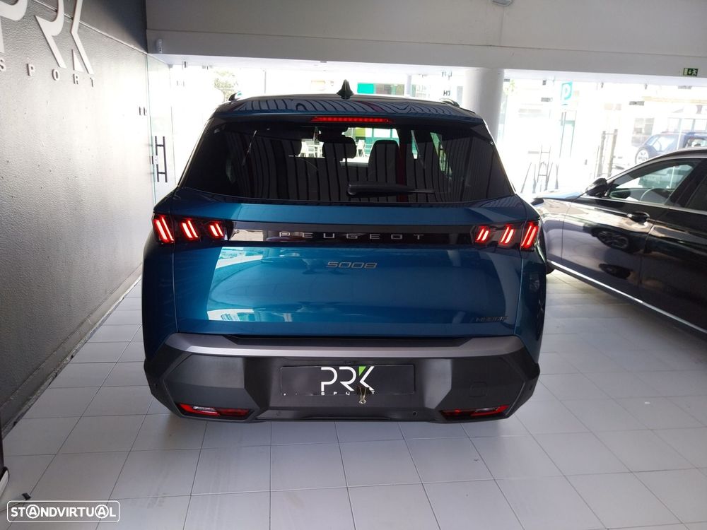 Peugeot 5008 - 5