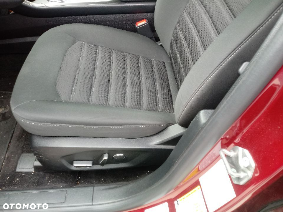 Ford Mondeo - 15