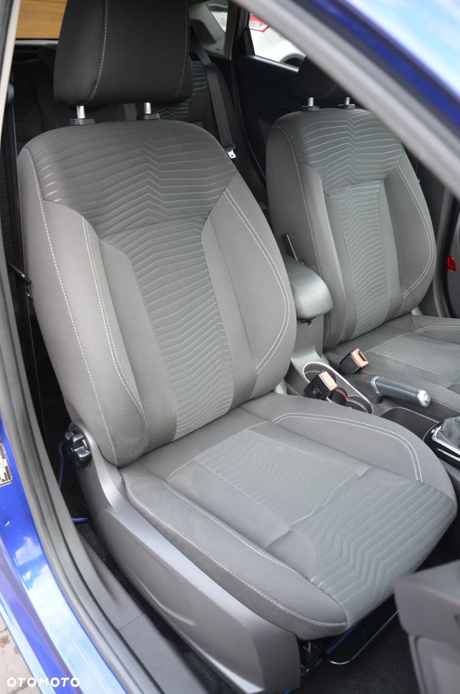 Ford Fiesta 1.0 EcoBoost STart-Stop Titanium - 18