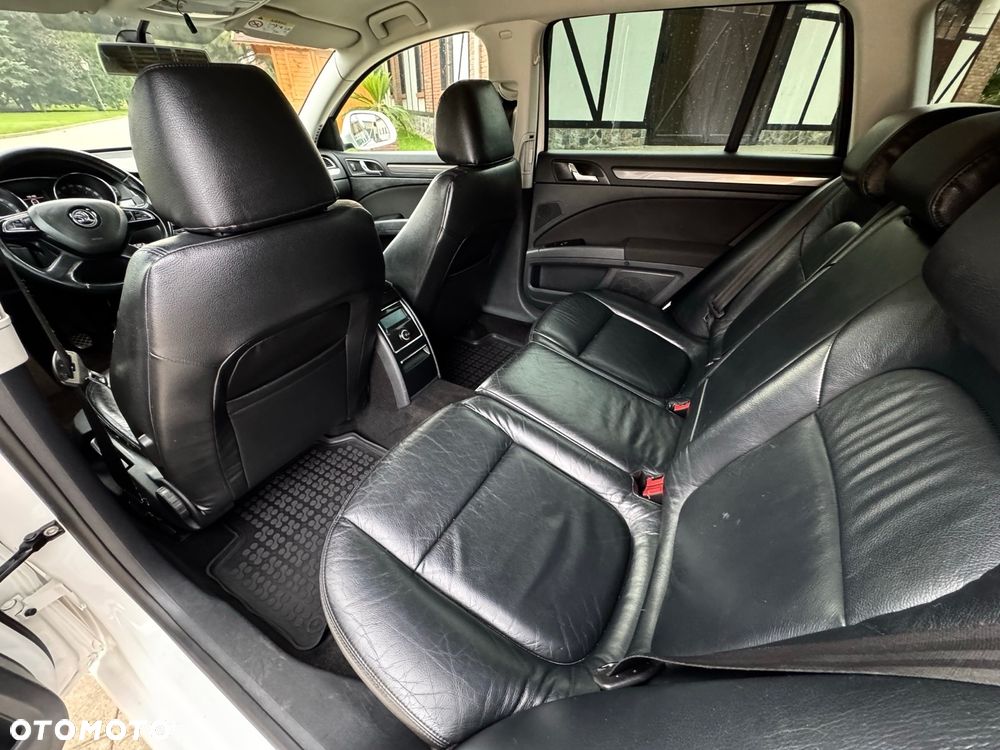 Skoda Superb 1.6 TDI Exclusive - 27