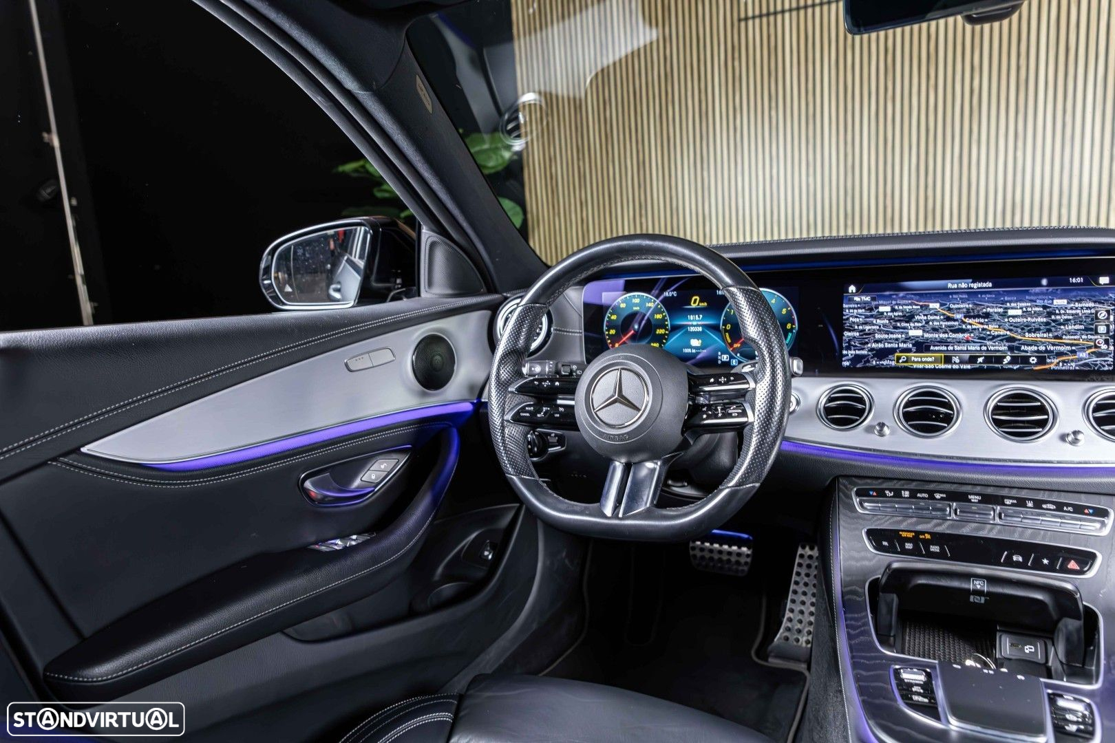 Mercedes-Benz E 300 de AMG Line - 22