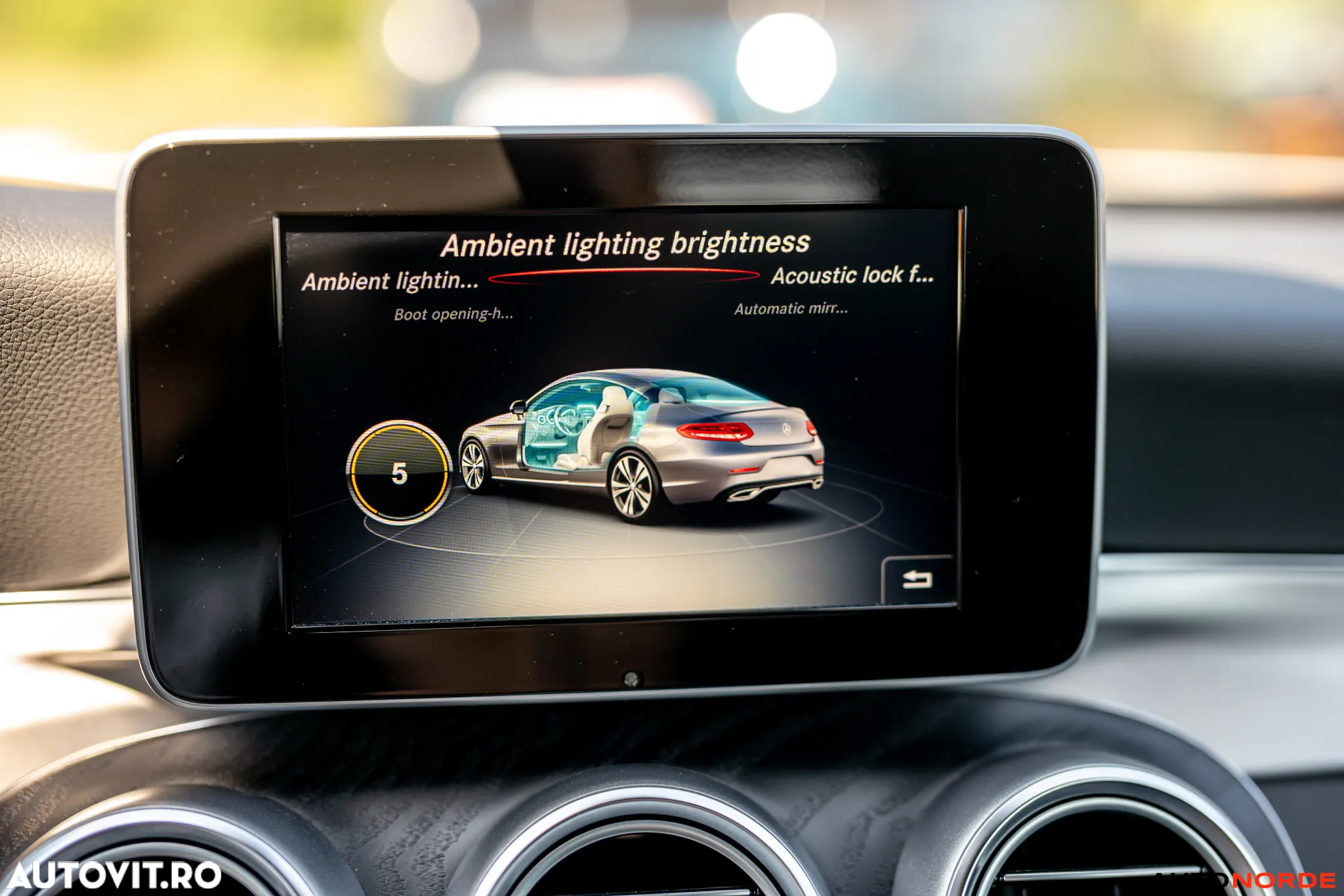 Mercedes-Benz C 250 Coupe 7G-TRONIC AMG Line - 24
