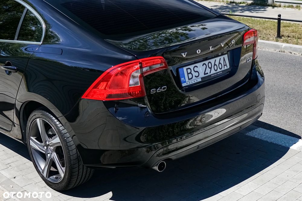 Volvo S60 D2 Drive-E Momentum - 4
