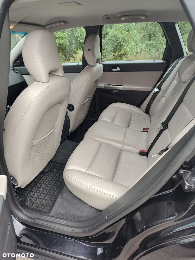 Volvo V50 2.0D - 8