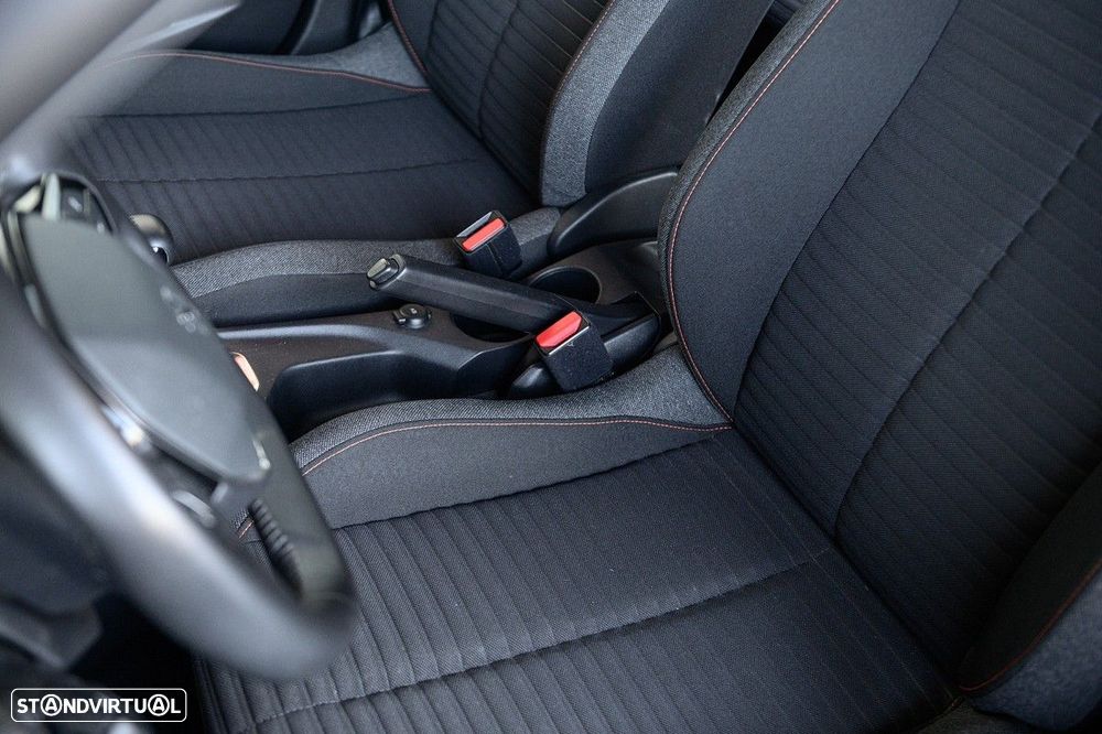Peugeot 208 1.2 PureTech Active - 29