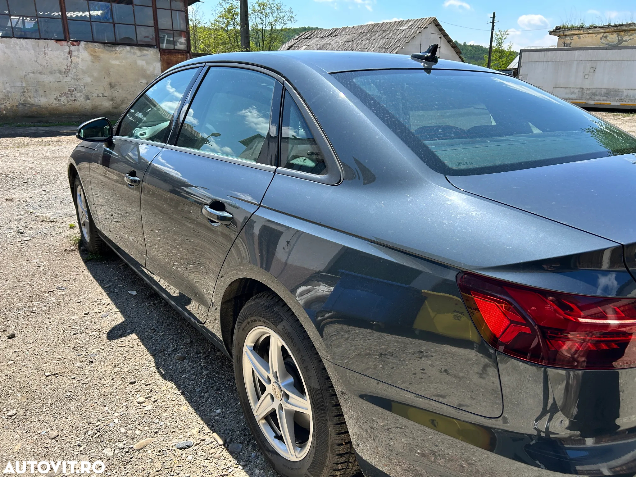 Audi A4 - 5