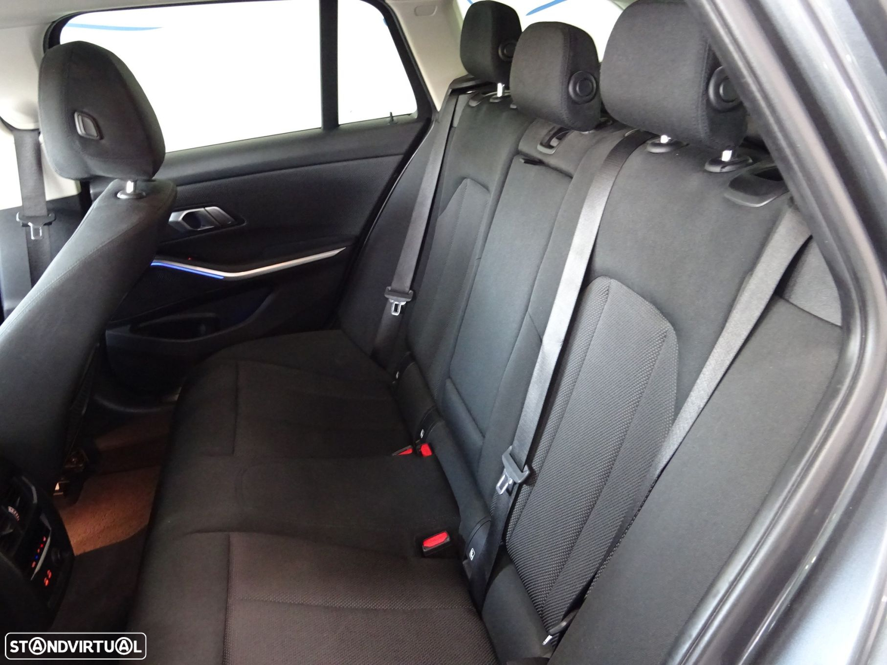 BMW 320 d Touring Advantage Auto - 5