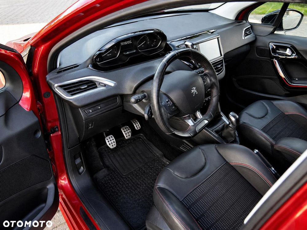 Peugeot 208 BlueHDi 100 GT Pack - 6