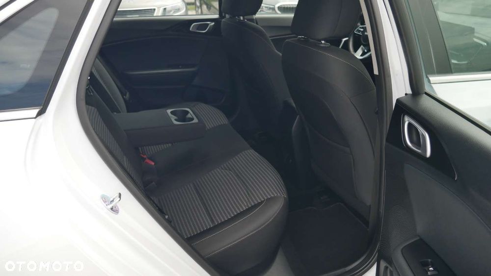 Kia Ceed - 17