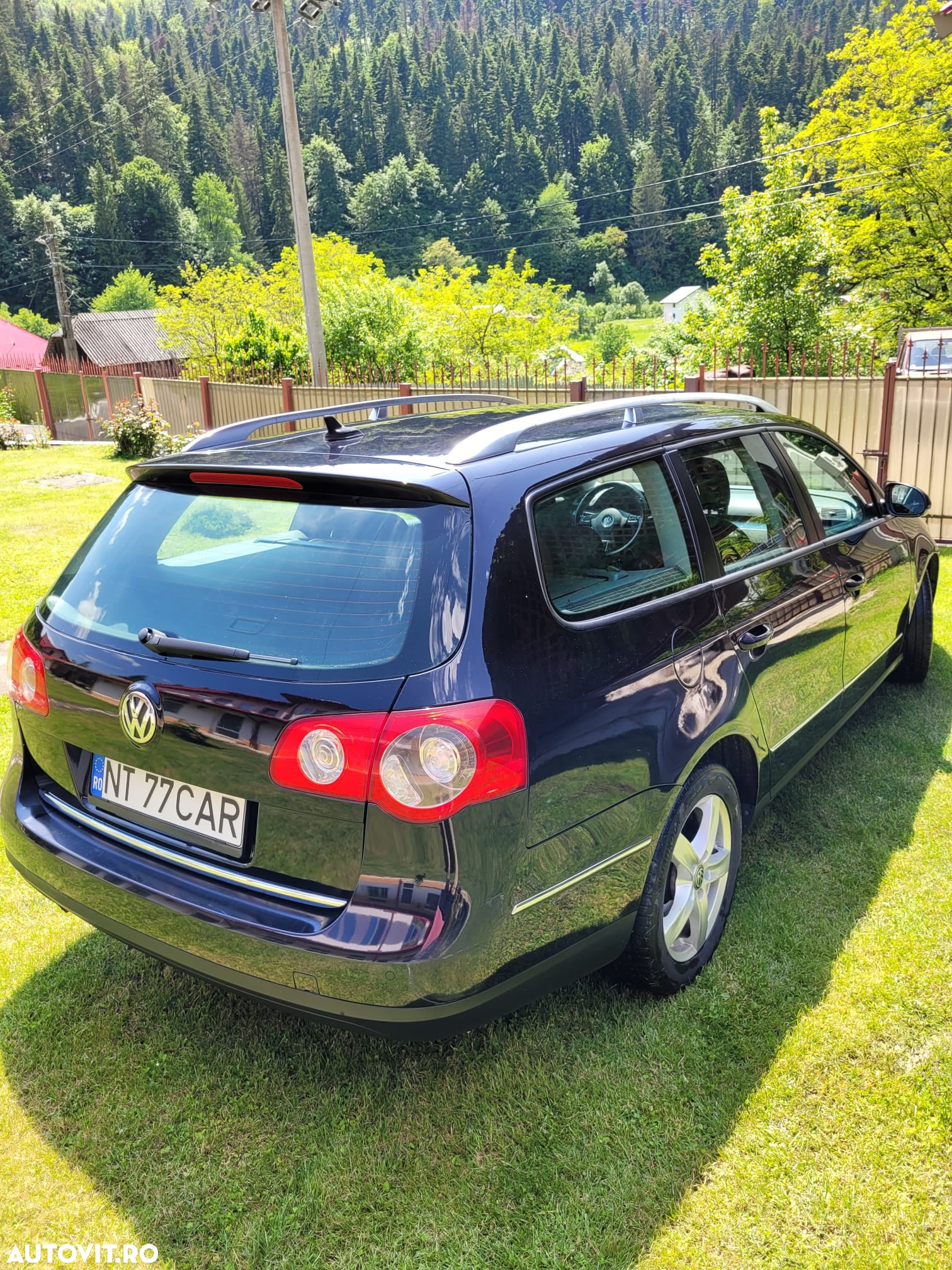 Volkswagen Passat Variant 2.0 TDI Sportline DPF - 2