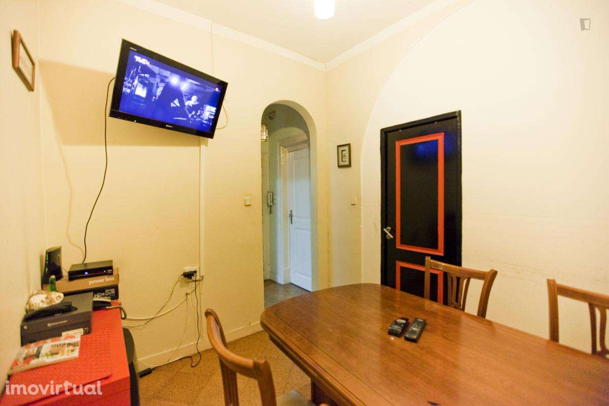 Quarto - localizado em Penha de França Lisbon - Grande imagem: 2/18