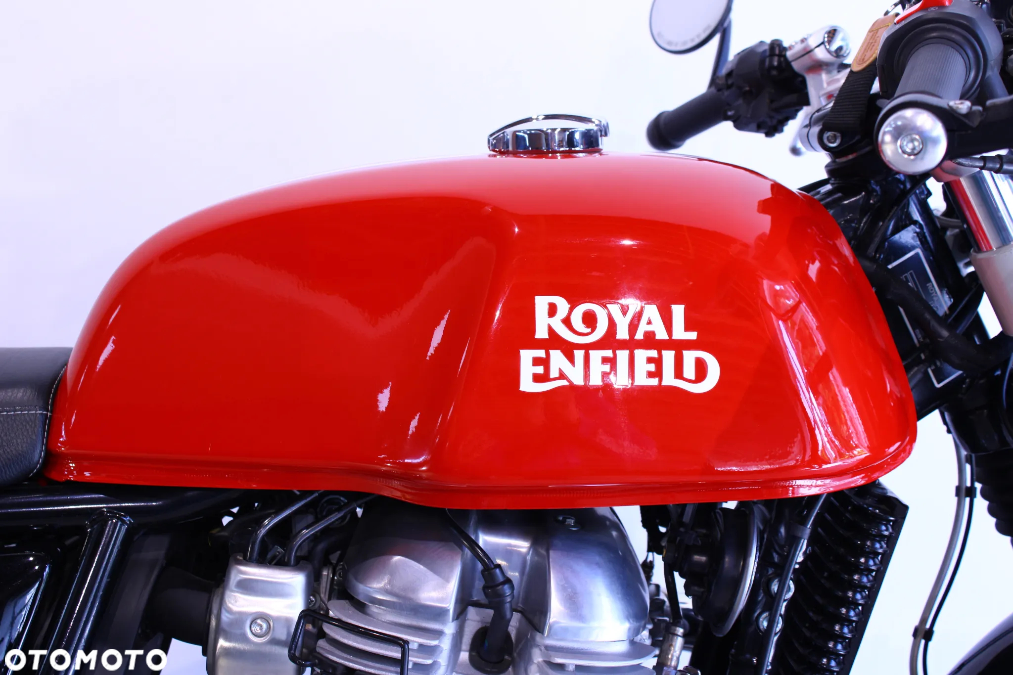 Royal Enfield Continental - 12