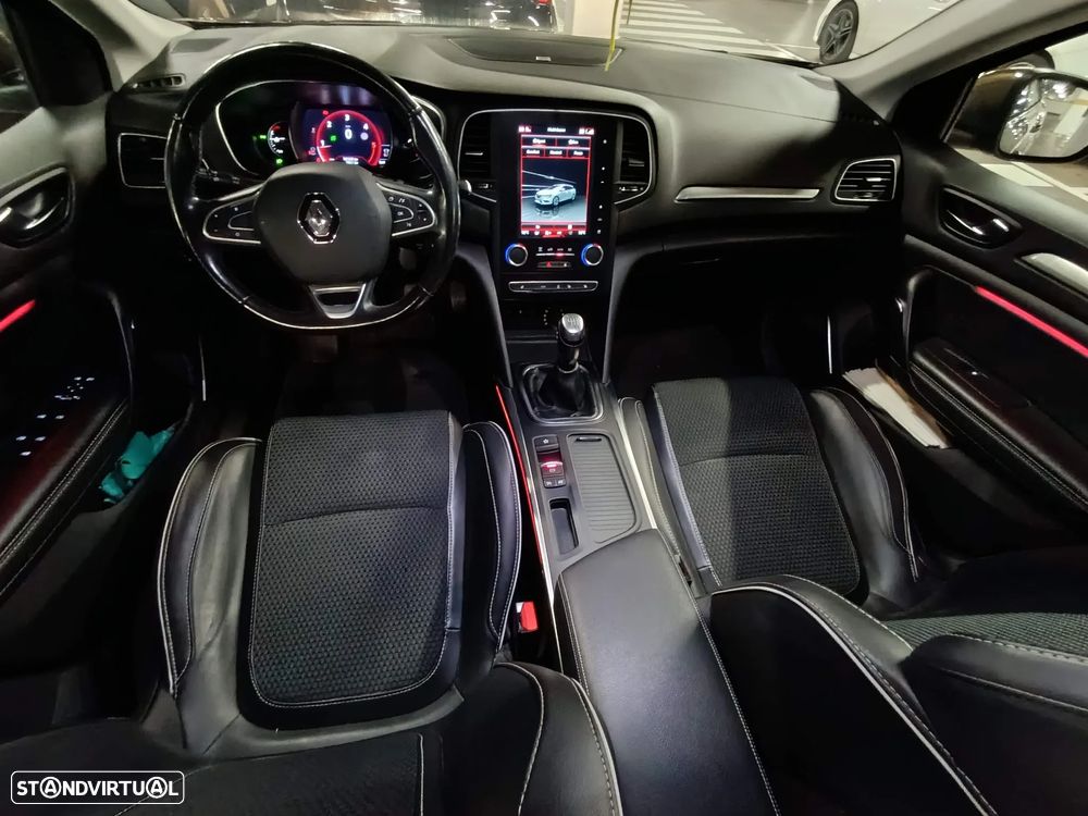 Renault Mégane Sport Tourer ENERGY dCi 110 Start & Stopp Bose Edition - 33