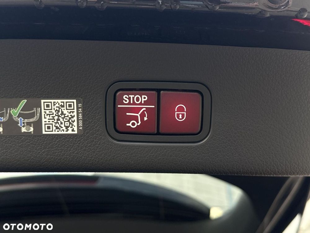 Mercedes-Benz GLC - 27