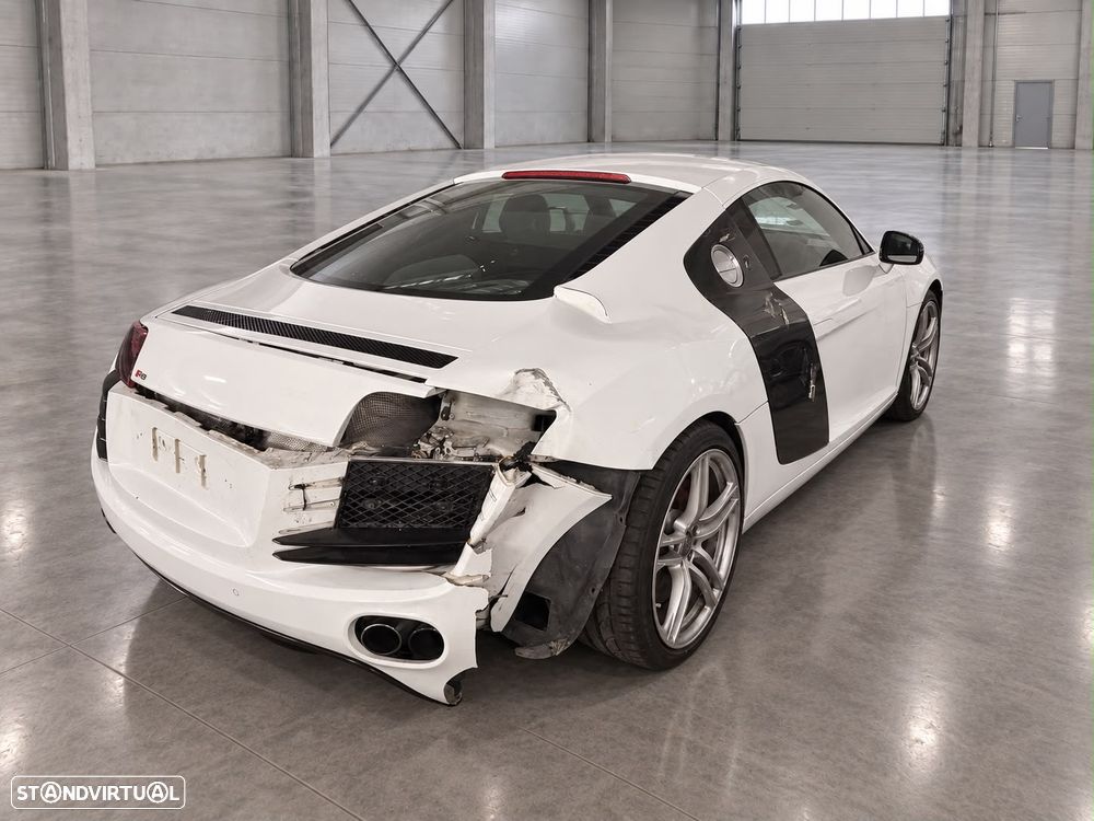 Audi R8 Coupé 4.2 FSi V8 quattro R tronic - 2
