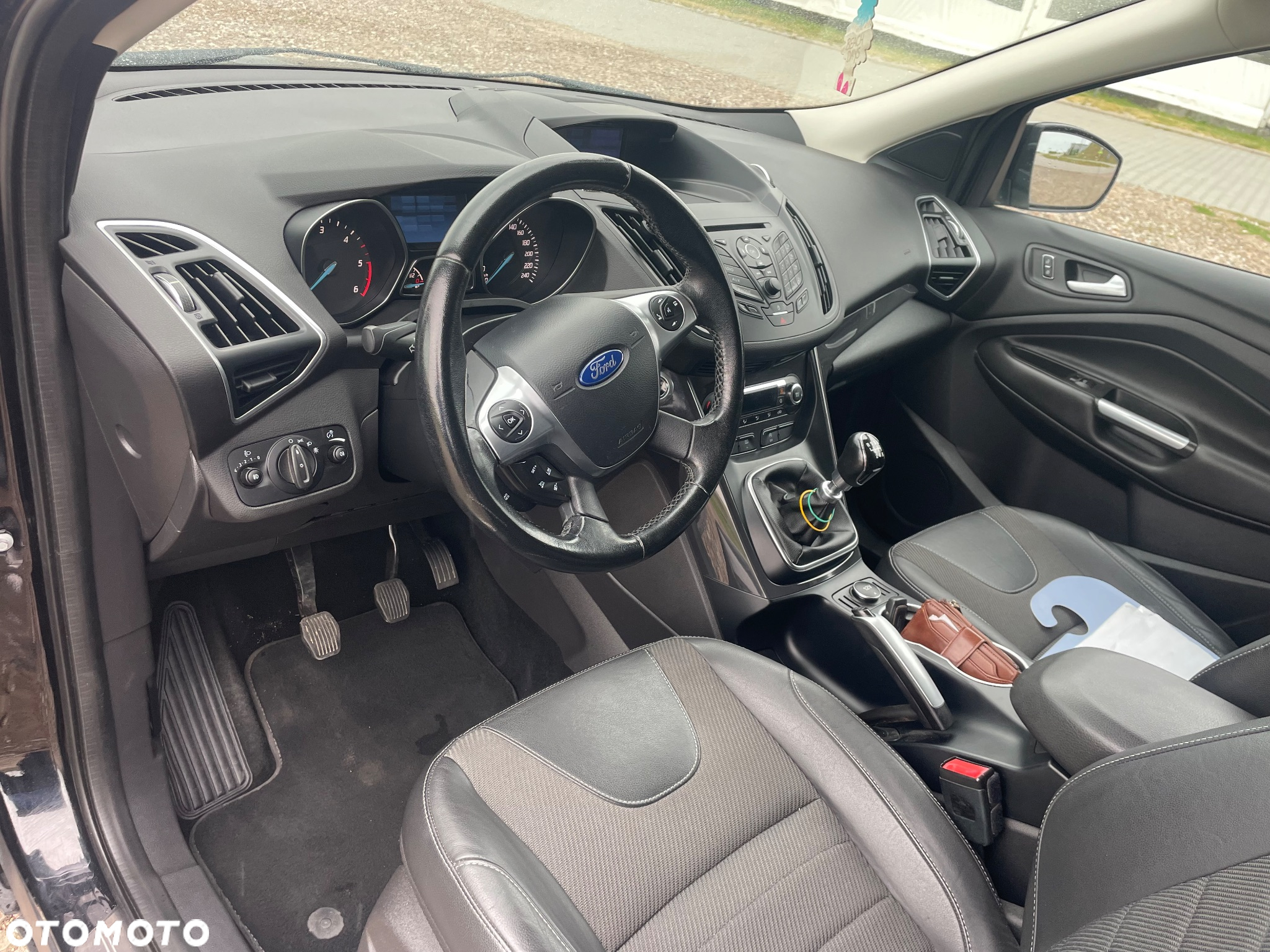 Ford Kuga 2.0 TDCi 2x4 Trend - 6