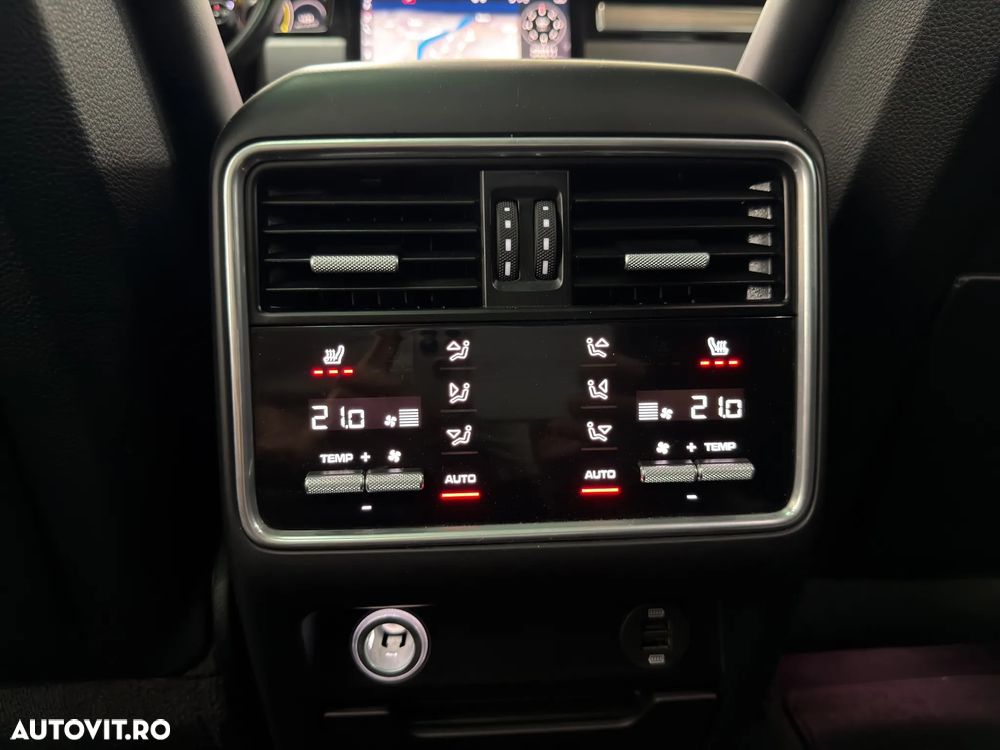 Porsche Cayenne S Tiptronic S Platinum Edition - 23