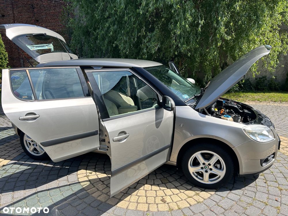 Skoda Fabia 1.2 HTP Elegance - 11