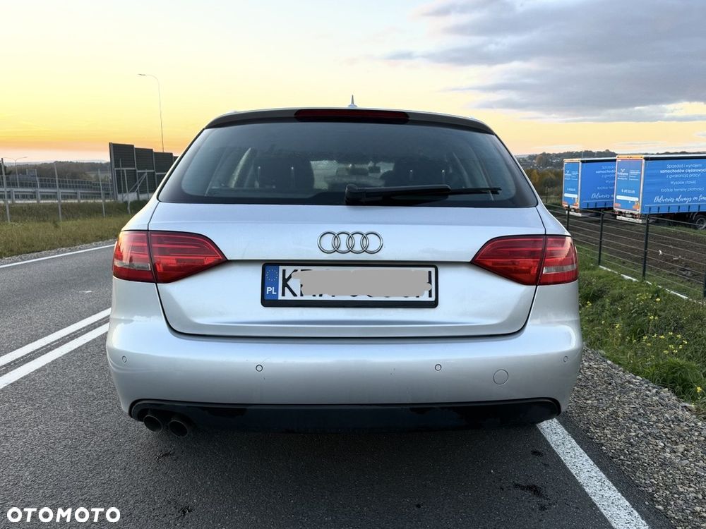 Audi A4 Avant 2.0 TDI - 4