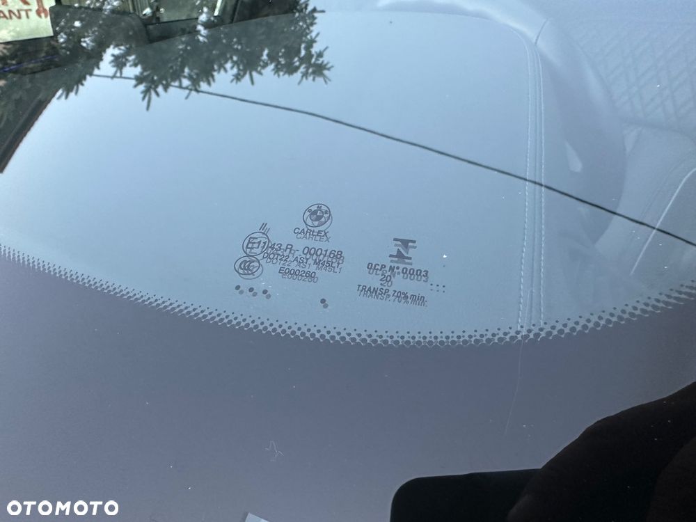 BMW Seria 5 M550i xDrive - 35