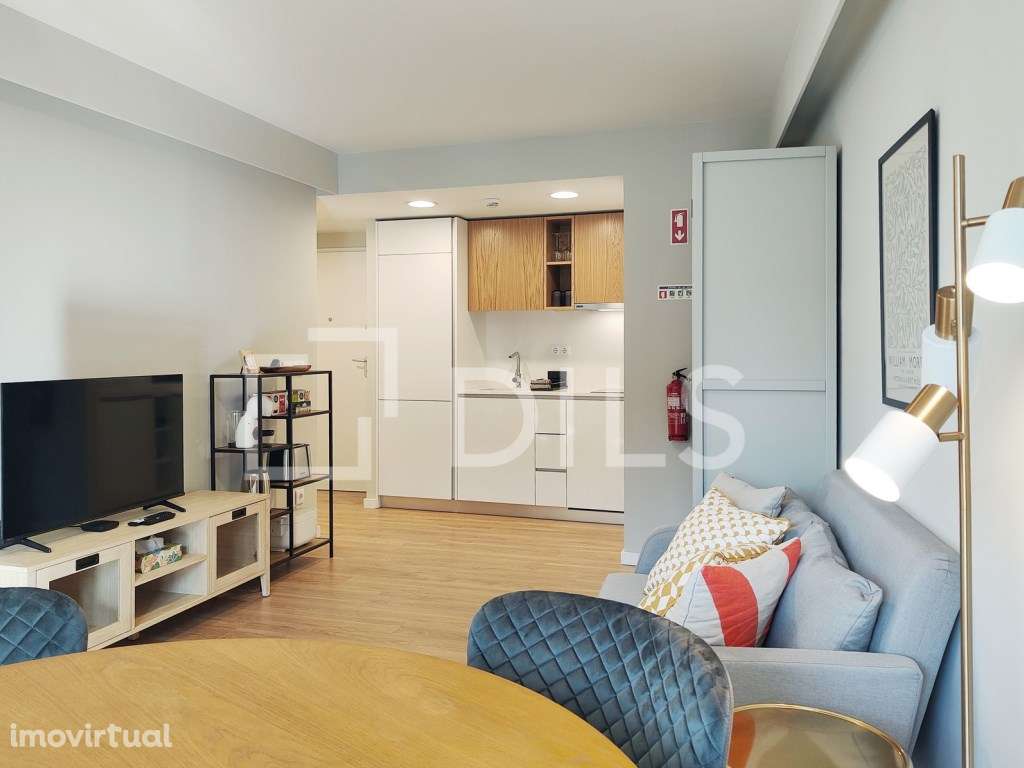 Apartamento T1 localizado junto à Av. da Liberdade - Grande imagem: 3/25
