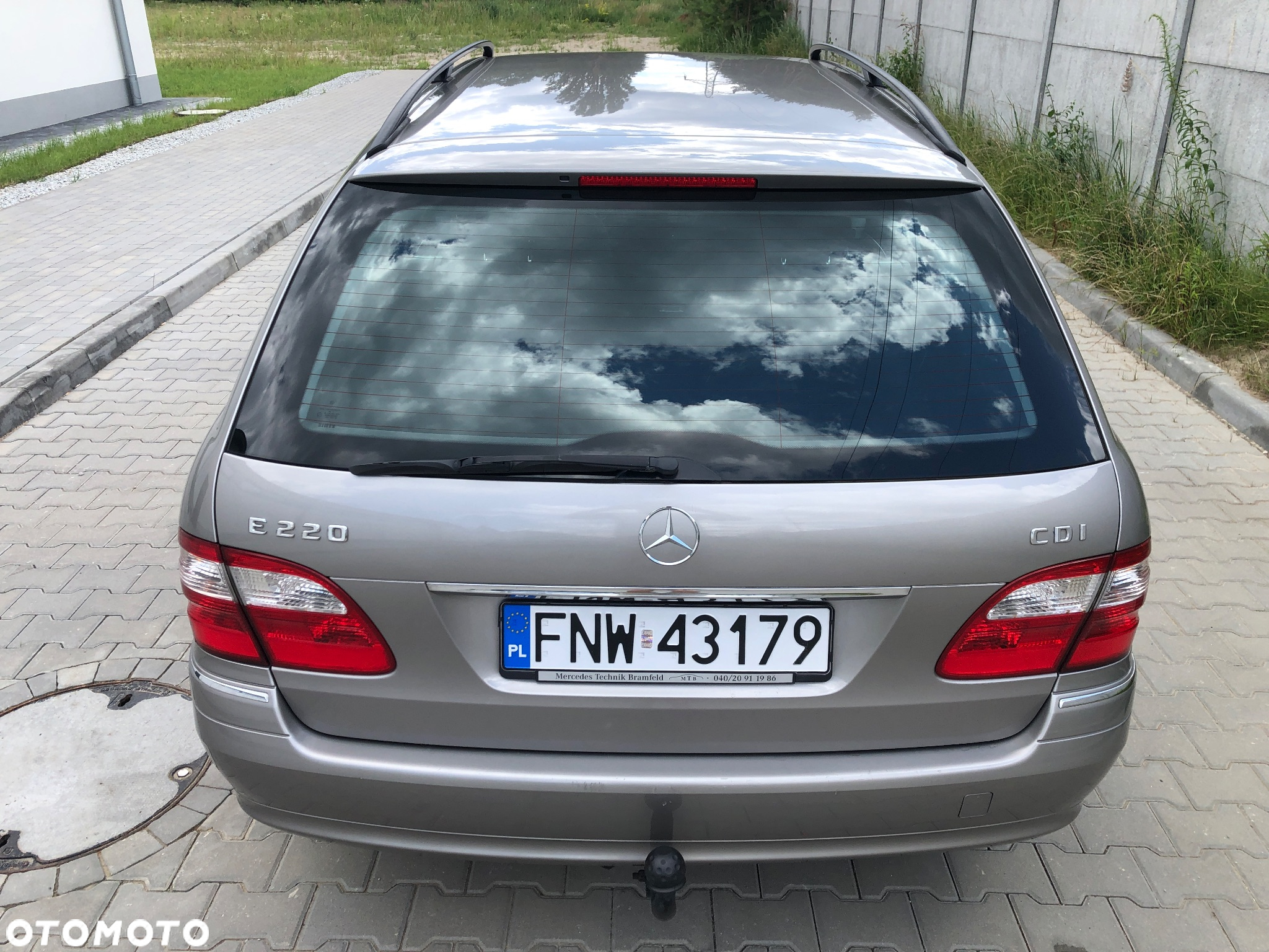 Mercedes-Benz Klasa E 220 CDI T Elegance - 19