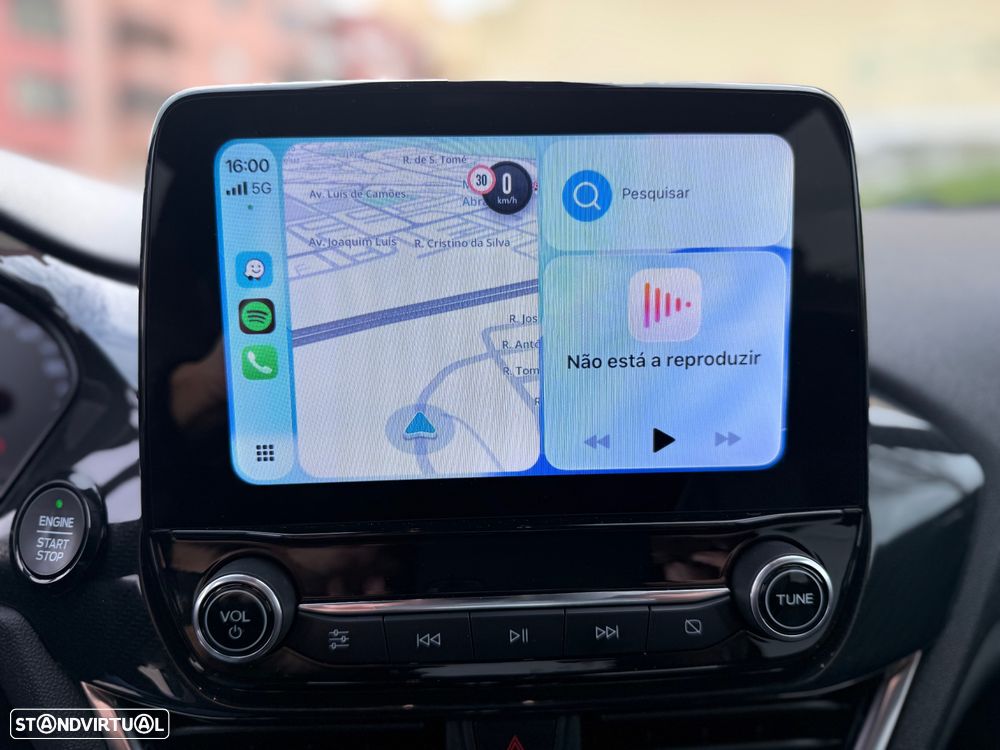 Ford Fiesta 1.5 EcoBoost S&S ST X - 27