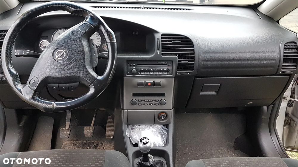 Opel Zafira 2.2 DTI Elegance - 4