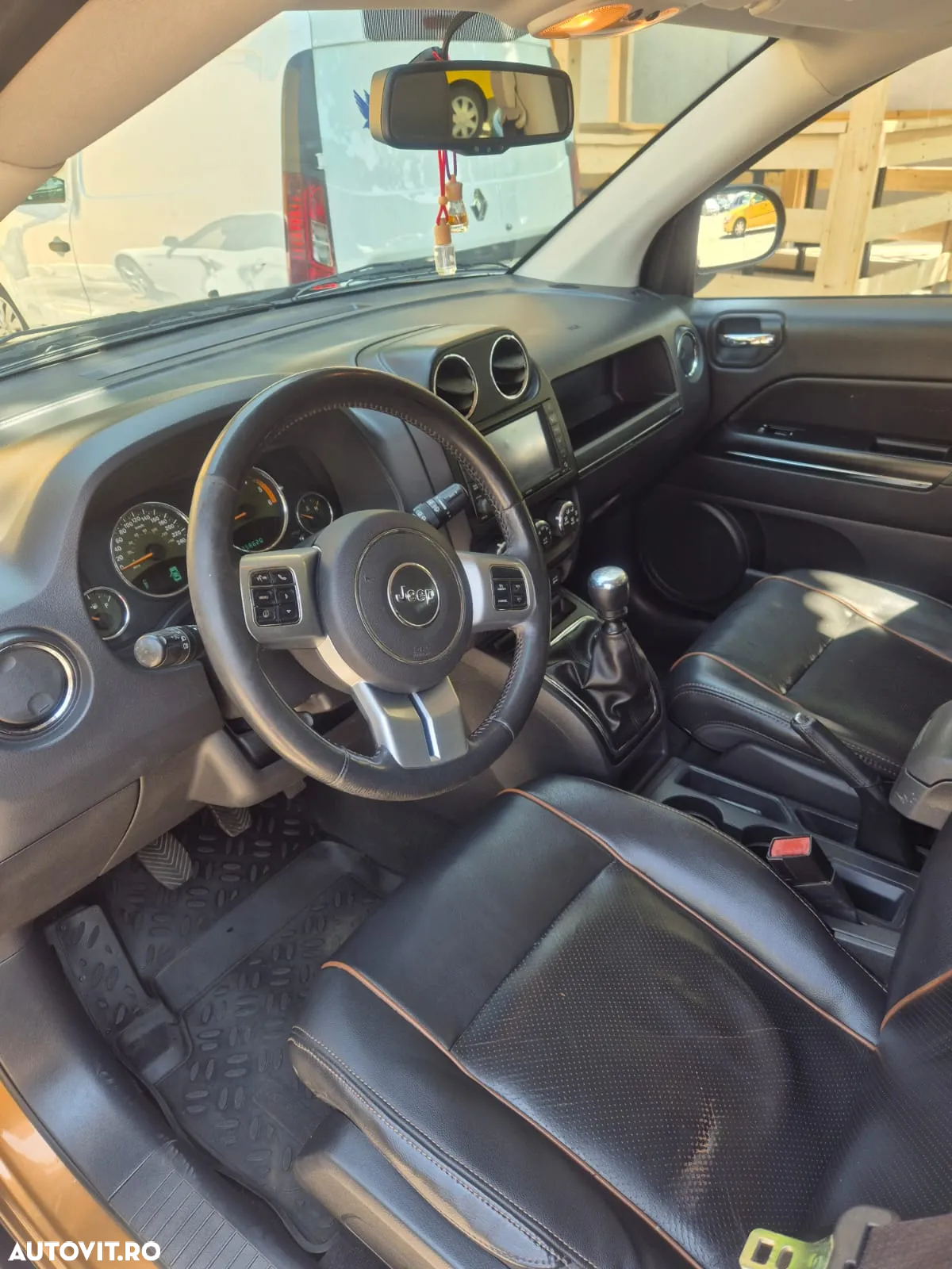 Jeep Compass - 3