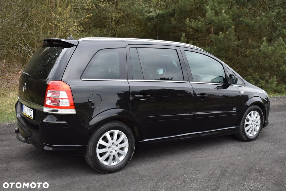 Opel Zafira 1.8 Sport - 15