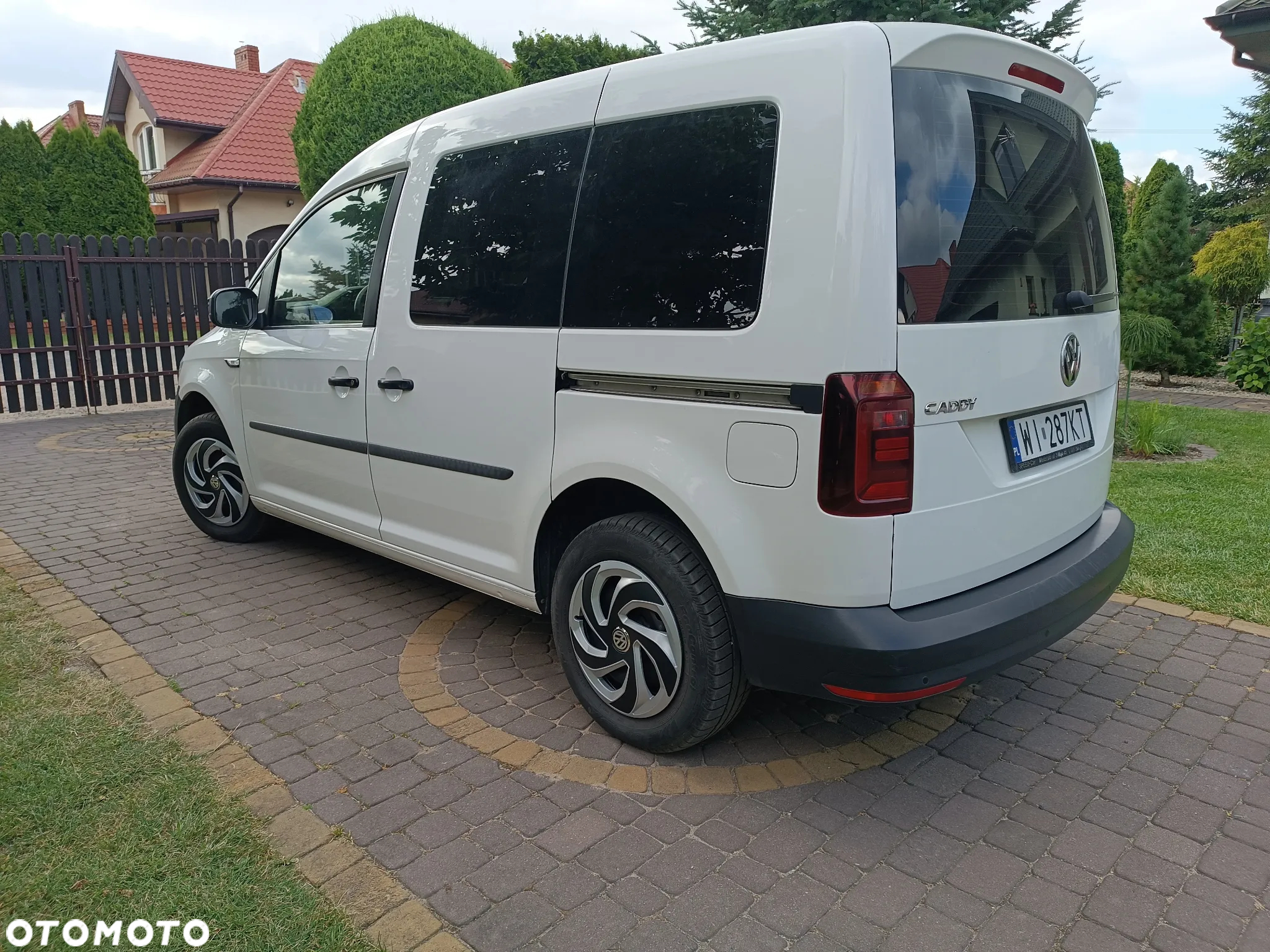 Volkswagen Caddy 2.0 TDI Comfortline - 4