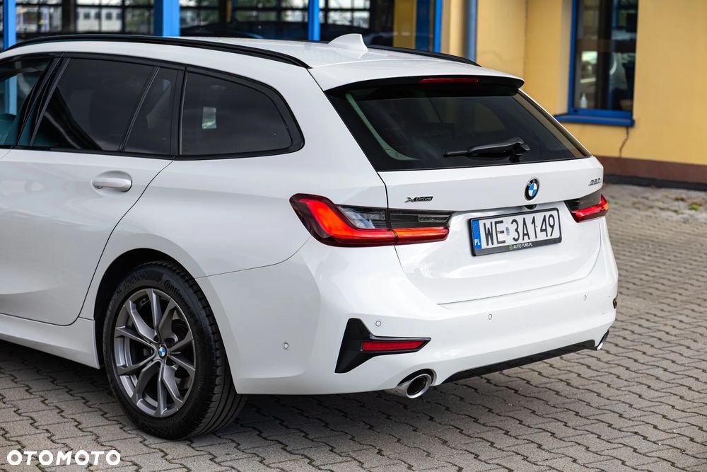 BMW Seria 3 320d xDrive Sport Line - 6