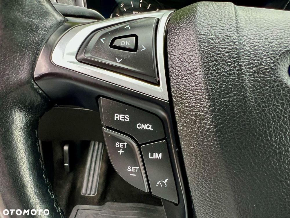 Ford Mondeo - 29