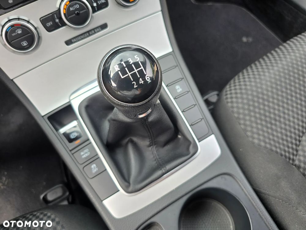 Volkswagen Passat Variant - 32
