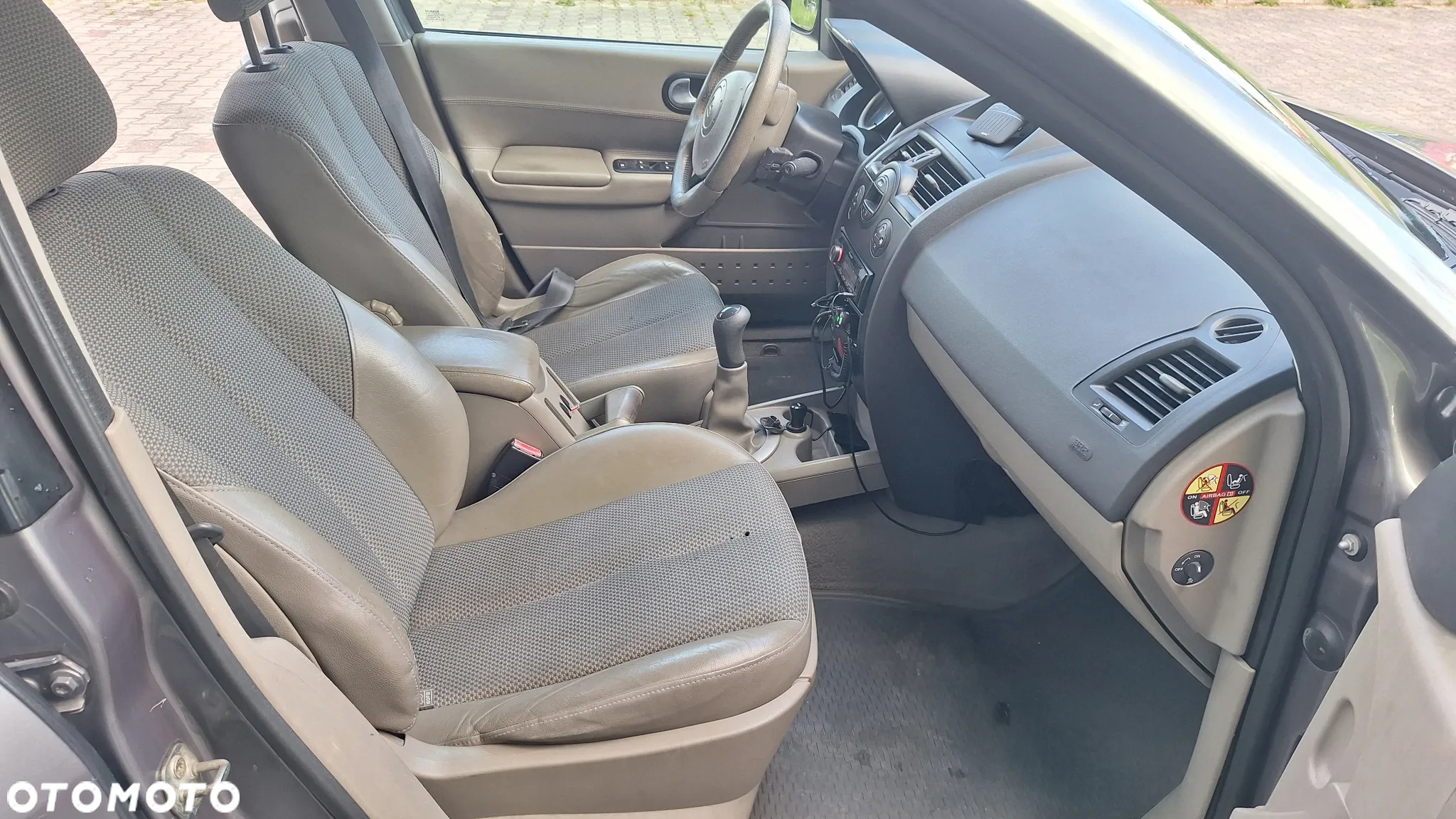Renault Megane 1.6 Confort Authenique - 11
