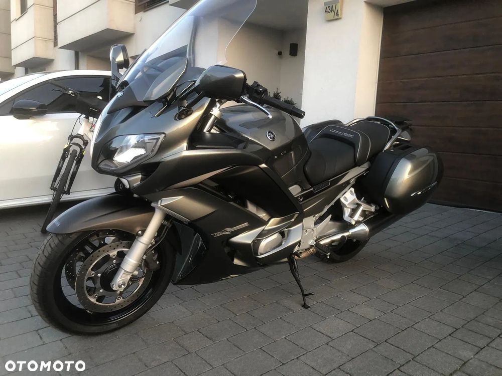 Yamaha FJR - 1
