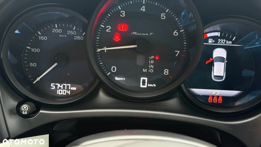 Porsche Macan T - 14