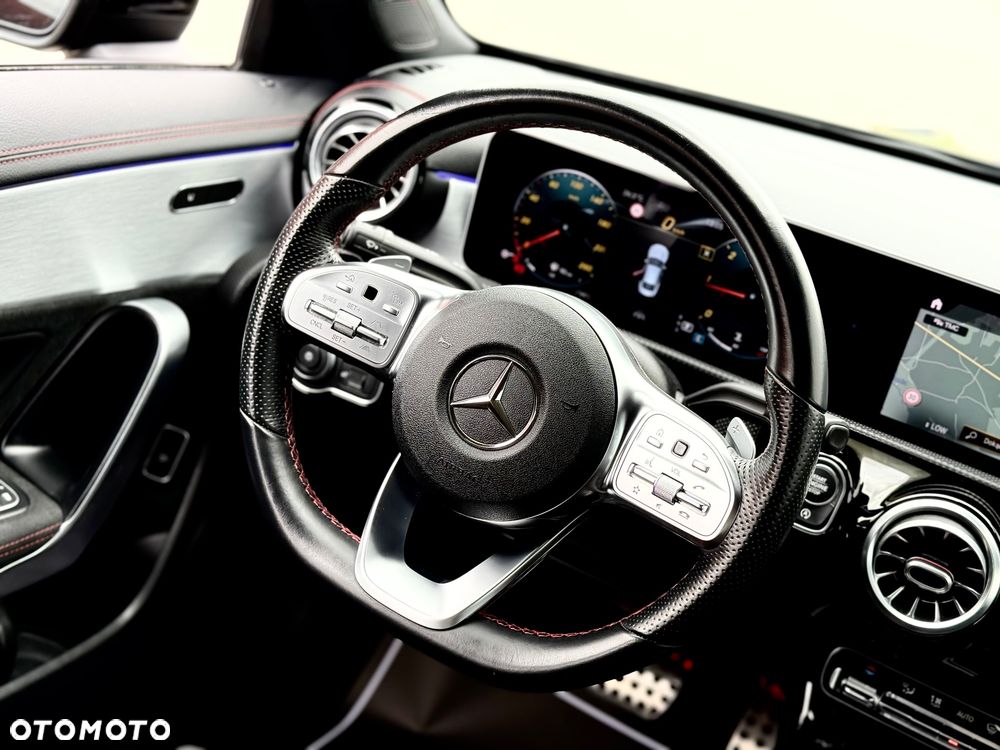 Mercedes-Benz CLA 180 d 7G-DCT AMG Line - 29
