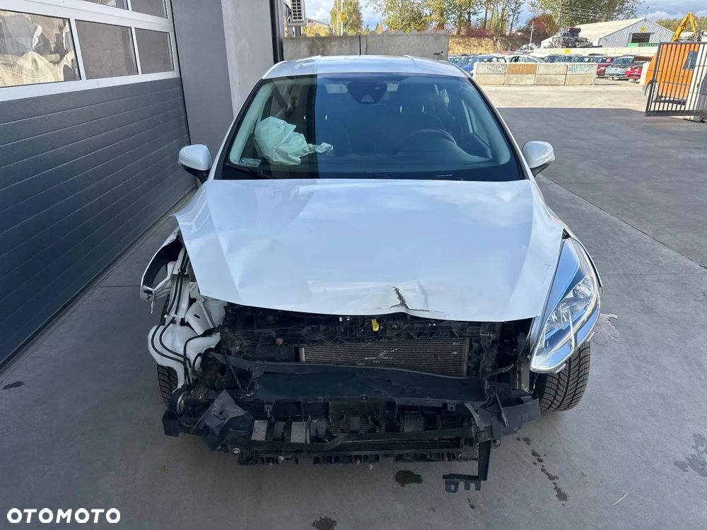 Ford Fiesta 2018 photo 2