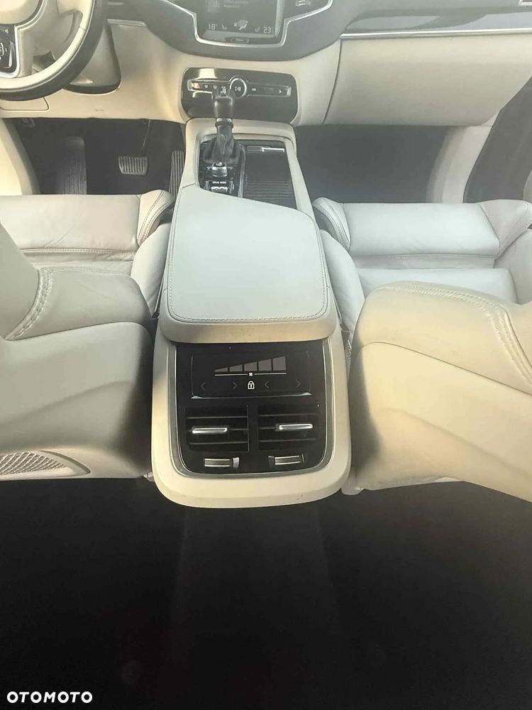 Volvo XC 90 T6 AWD Inscription 7os - 10