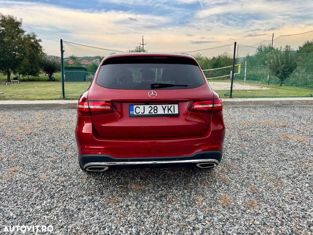 Mercedes-Benz GLC 300 4Matic 9G-TRONIC AMG Line - 7