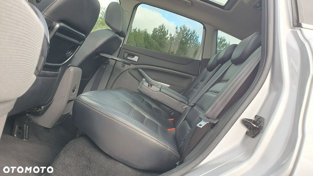 Ford Kuga 2.0 TDCi 4WD Titanium - 9