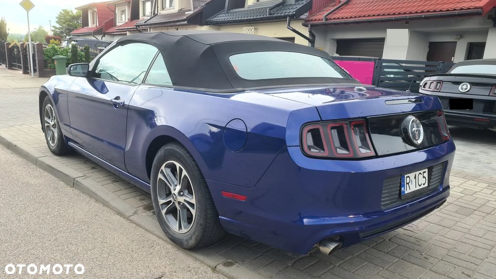 Ford Mustang 3.7 V6 Premium - 6