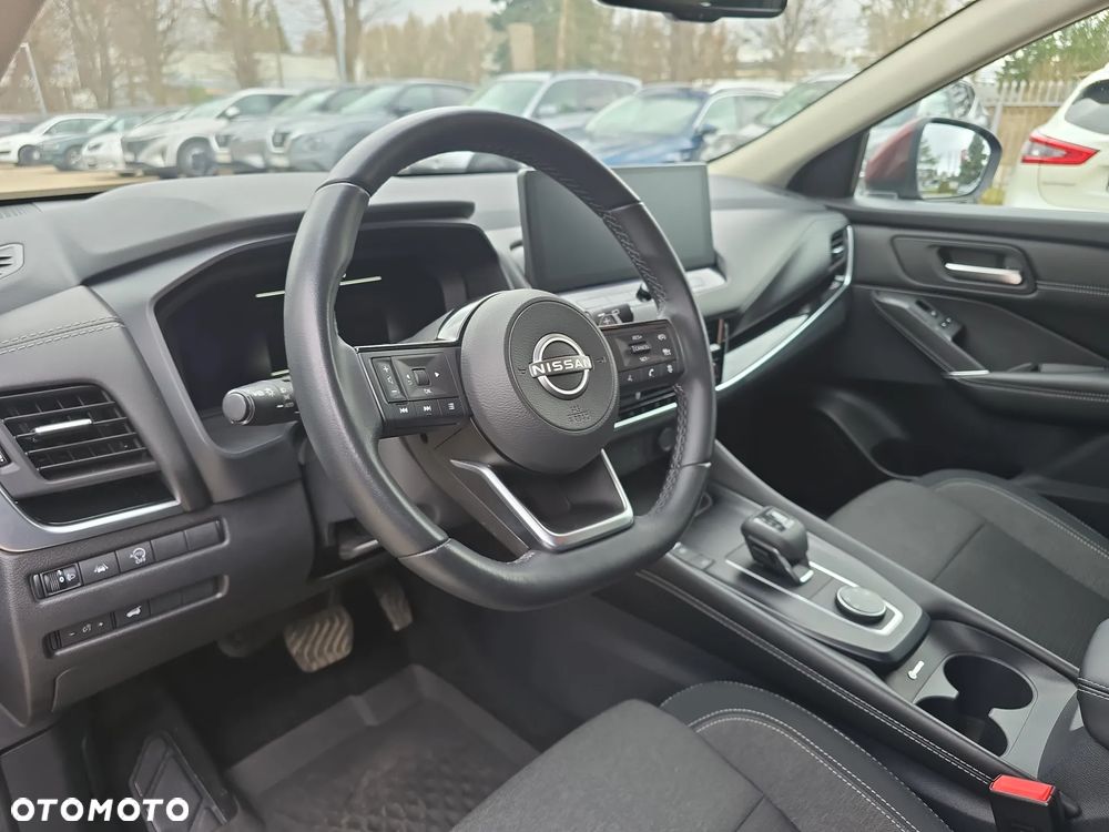 Nissan Qashqai 1.3 DIG-T N-Connecta DCT - 10